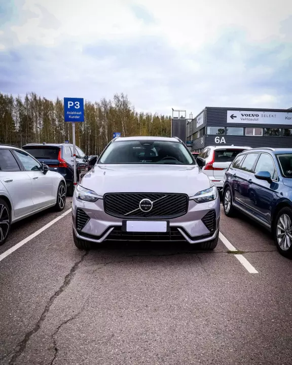 Volvo XC60 (II) painted in Aurora Silver