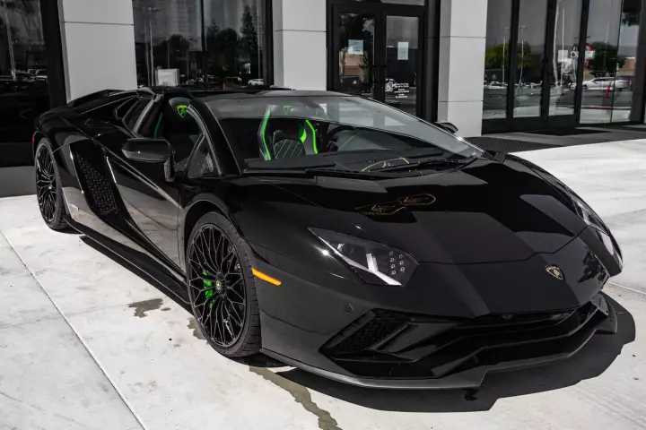 Lamborghini Aventador S Roadster (LP740-4) painted in Nero Aldebaran