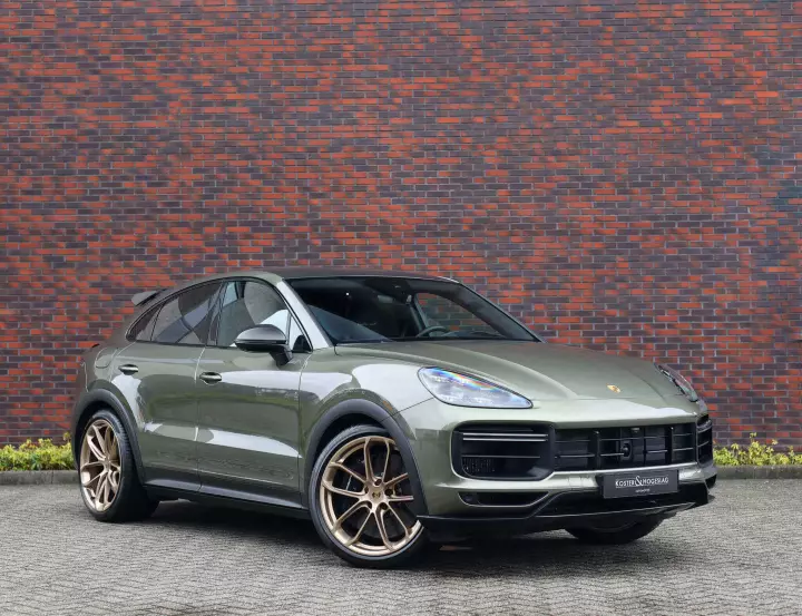 Porsche Cayenne Turbo GT (E3) painted in Light Oak Green Metallic