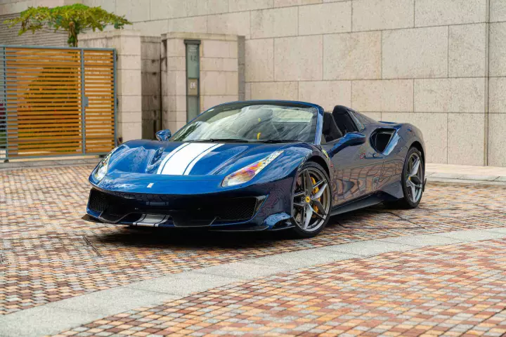 Ferrari 488 Pista Spider painted in Blu Tour de France