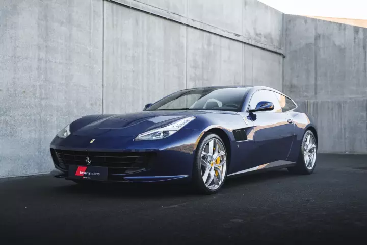 Ferrari GTC4Lusso painted in Blu Tour de France