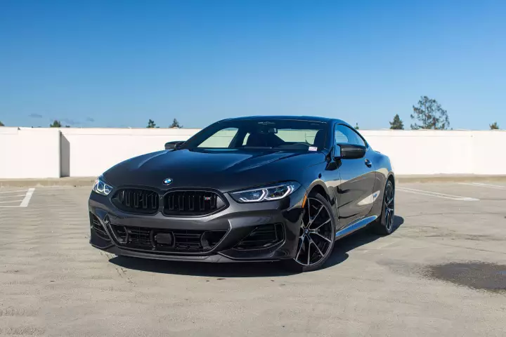 BMW 8 Series (G15) painted in Anthracite