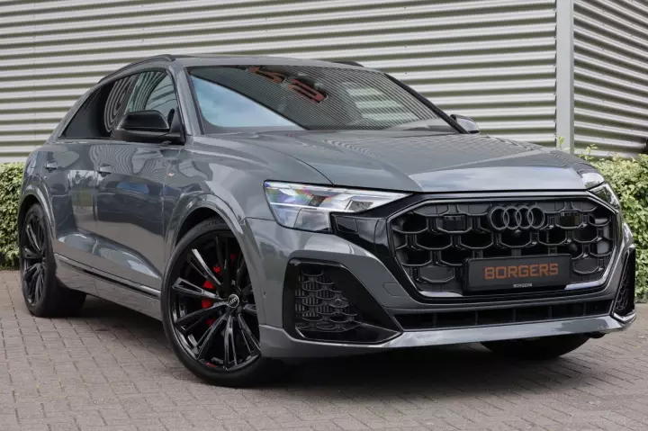 Audi Q8 painted in Nimbus Grey