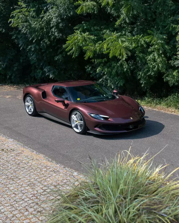 Ferrari 296 GTB painted in Prugna