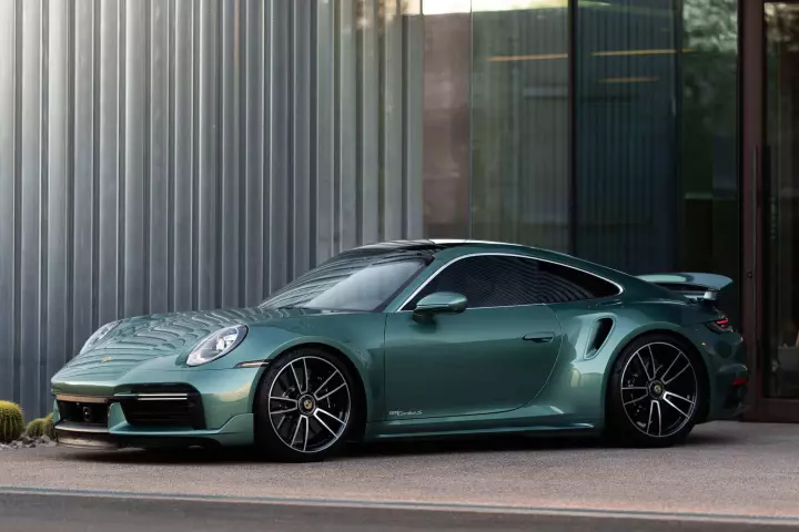 Porsche 911 Turbo S (992.1) painted in Racing Green Metallic