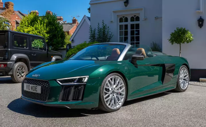 Audi R8 Spyder (4S) painted in Monterey Green