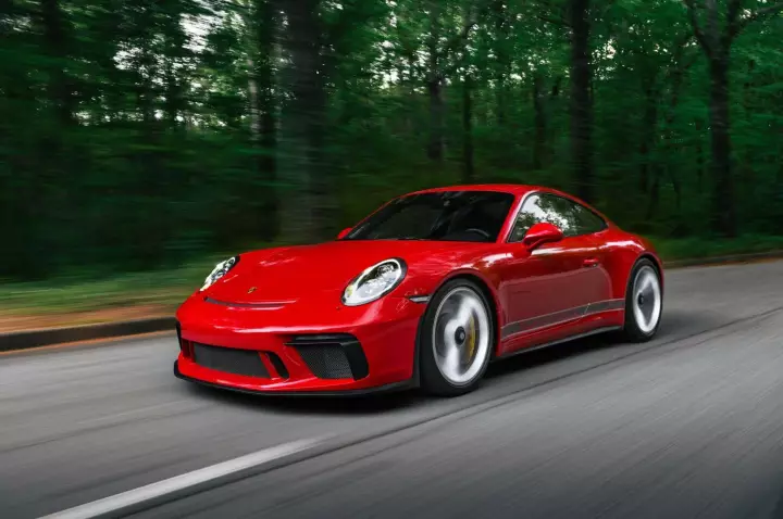 Porsche 911 GT3 Touring (991.2) painted in Fire Red