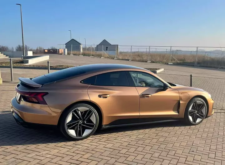 Audi RS e-tron GT painted in Zanzibar Brown