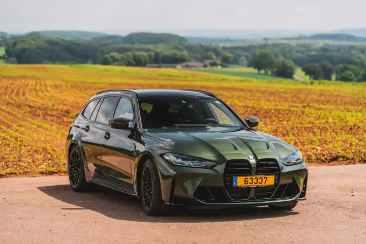 BMW M3 Touring (G81) painted in Malachite Green II