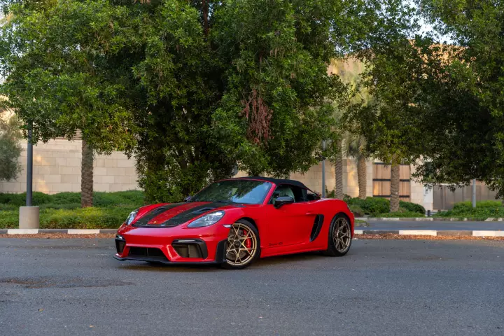 Porsche 718 Spyder RS (982) painted in Guards Red