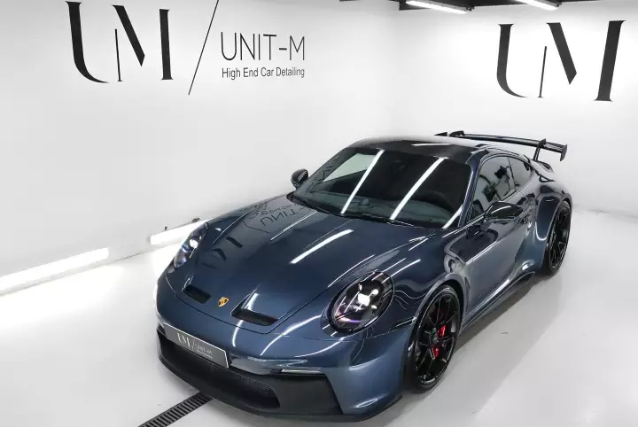 Porsche 911 GT3 (992.1) painted in Yachting Blue Metallic