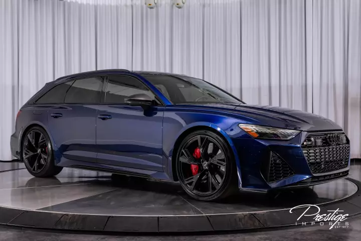 Audi RS6 Avant (C8) painted in Navarra Blue