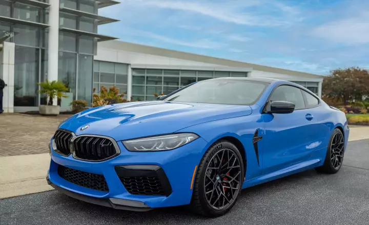 BMW M8 (F92) painted in Santorini Blue