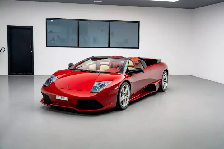 Lamborghini Murciélago Roadster (LP640-4) painted in Rosso Vik