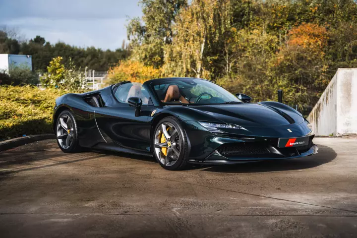 Ferrari SF90 Spider painted in Verde Zeltweg