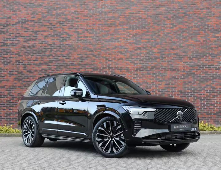 Volvo XC90 (II) painted in Onyx Black