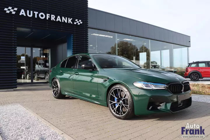 BMW M5 (F90) painted in British Racing Green