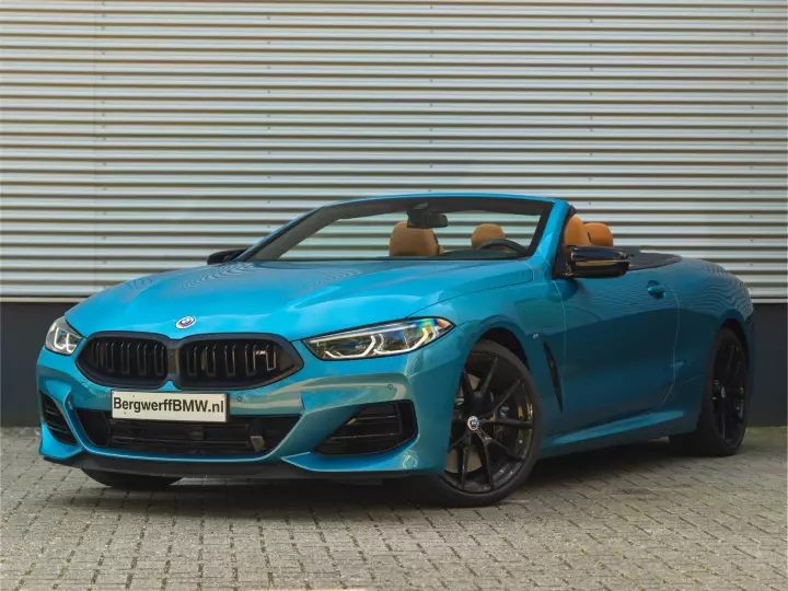 BMW 8 Series Convertible (G14) painted in Maldives Blue II