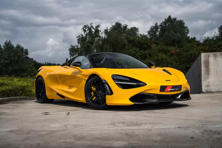 McLaren 720S Spider painted in Volcano Yellow