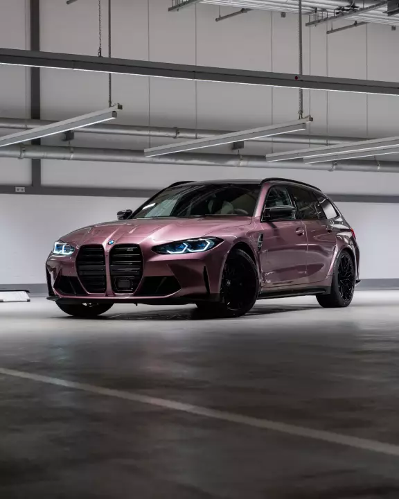 BMW M3 Touring (G81) painted in Velvet Orchid II