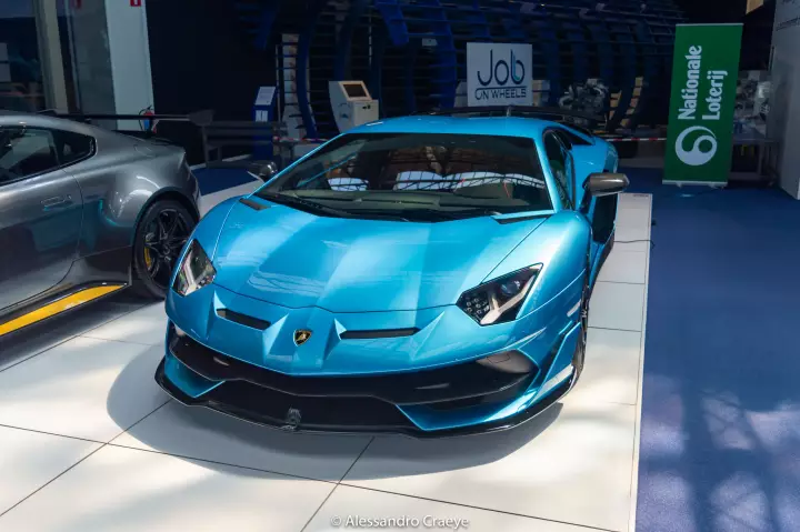 Lamborghini Aventador SVJ (LP770-4) painted in Blu Aegir