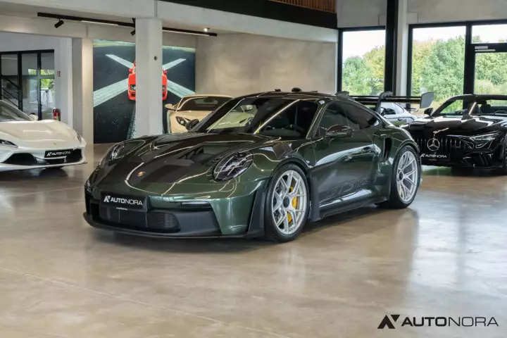 Porsche 911 GT3 RS (992.1) painted in Oak Green Metallic