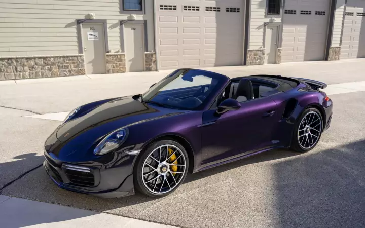 Porsche 911 Turbo S Cabriolet (991.2) painted in Viola Metallic