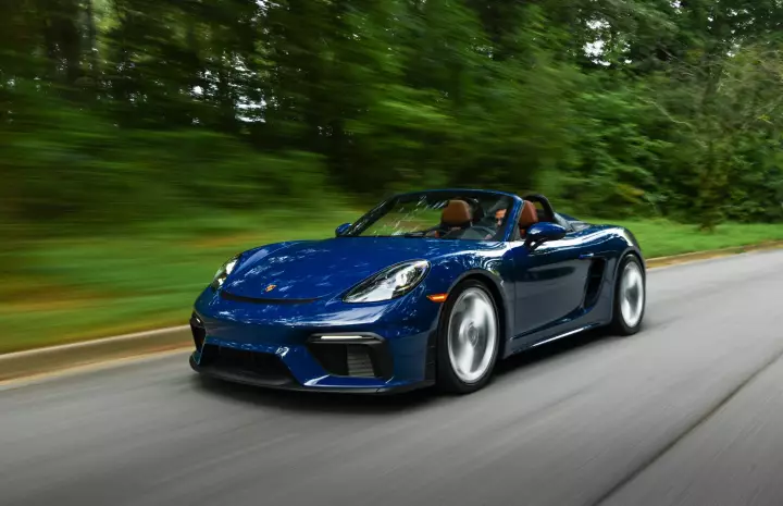Porsche 718 Spyder 000 Package (982) painted in Albert Blue