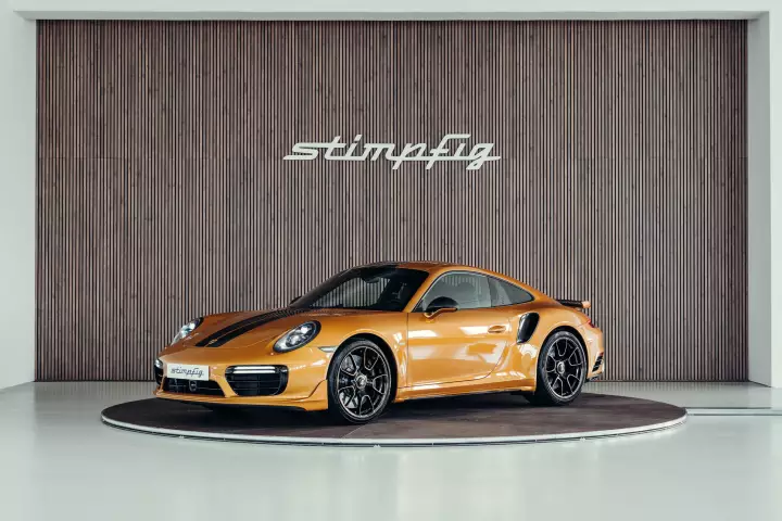Porsche 911 Turbo S Exclusive Series (991.2) painted in Golden Yellow Metallic