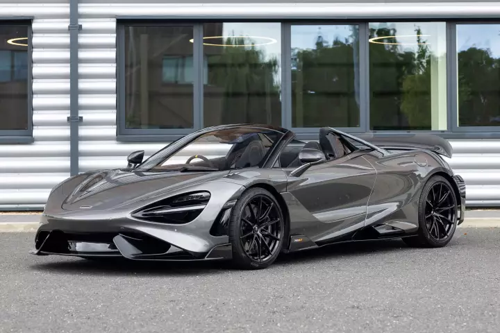 McLaren 765LT Spider painted in Kilo Grey