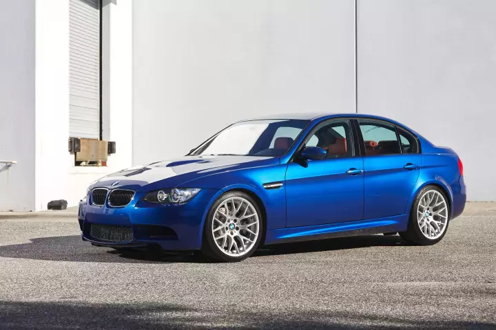 BMW M3 (E90) painted in Le Mans Blue