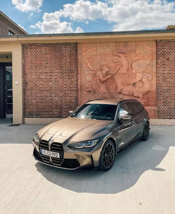 BMW M3 Touring (G81) painted in Sepang Bronze