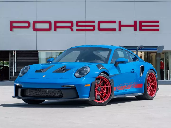 Porsche 911 GT3 RS (992.1) painted in Arrow Blue