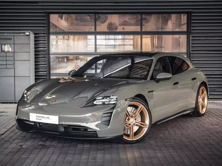 Porsche Taycan Sport Turismo painted in Alex Grey