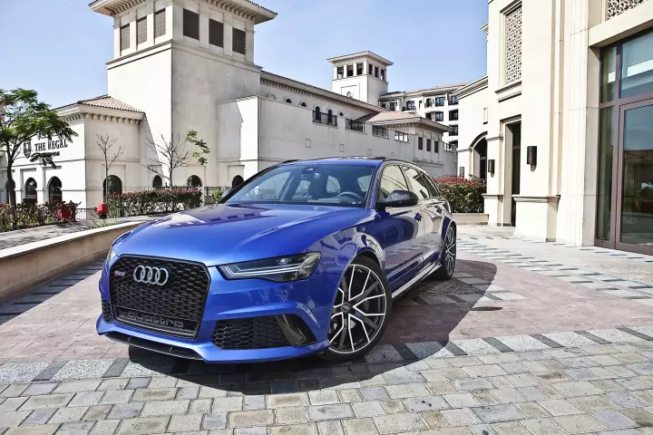 Audi RS6 Avant (C7) painted in Sepang Blue