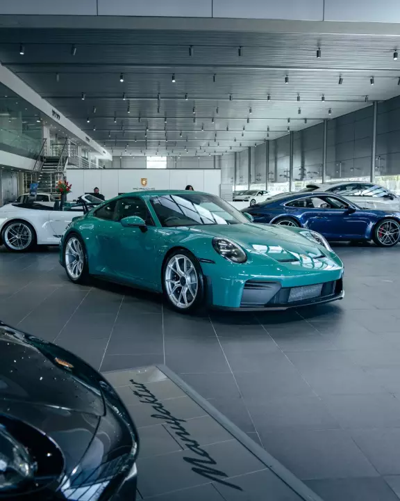Porsche 911 GT3 (992.2) painted in Smyrna Green