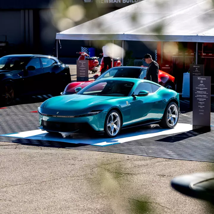 Ferrari Amalfi painted in Verde Costiera