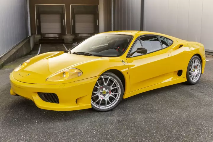 Ferrari 360 Challenge Stradale painted in Giallo Modena