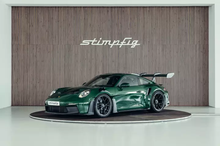 Porsche 911 GT3 RS (992.1) painted in Irish Green