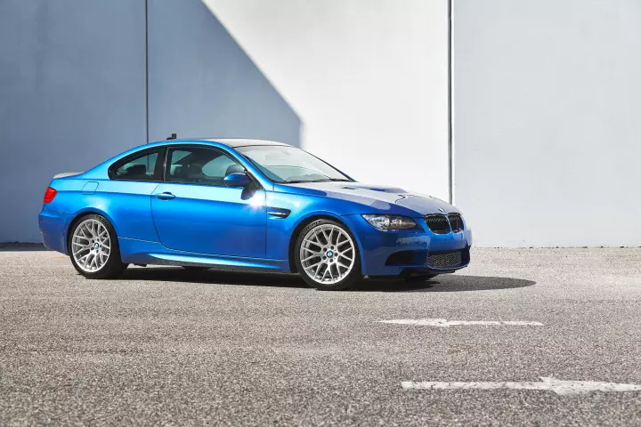 BMW M3 Coupé (E92) painted in Monte Carlo Blue