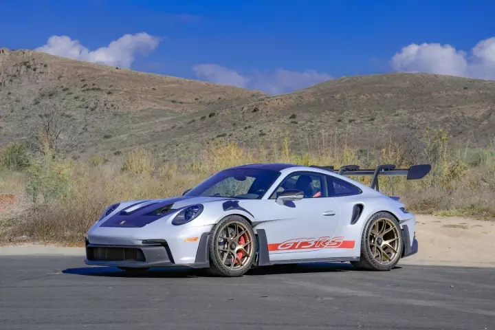 Porsche 911 GT3 RS (992.1) painted in Ice Grey Metallic