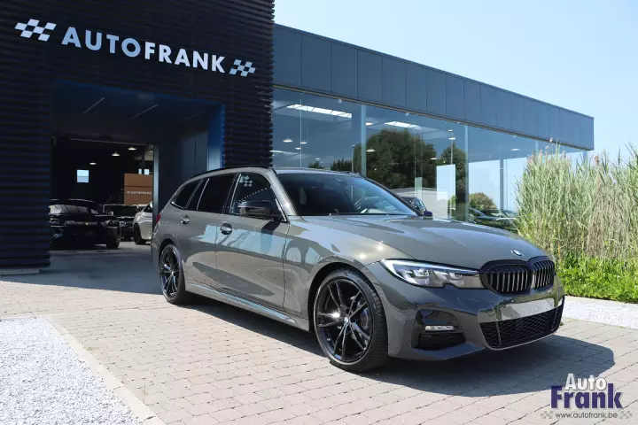 BMW 3 Series Touring (G21) painted in Dravit Grey