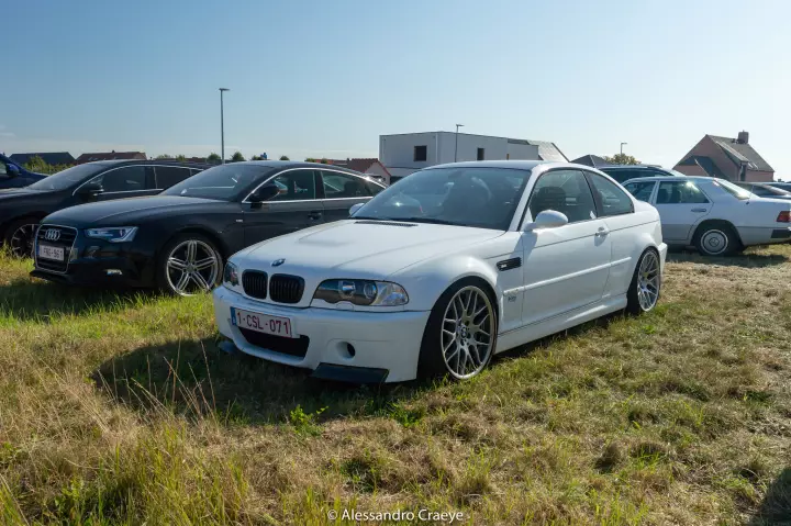 BMW M3 CSL (E46) painted in Alpine White III