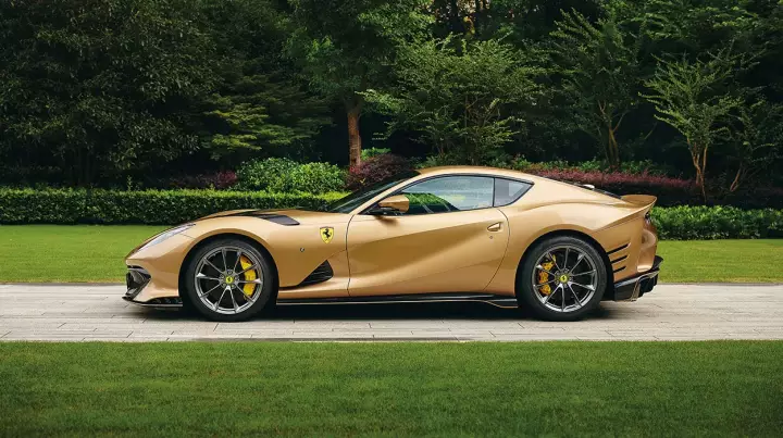 Ferrari 812 Competizione painted in Oro Baviera