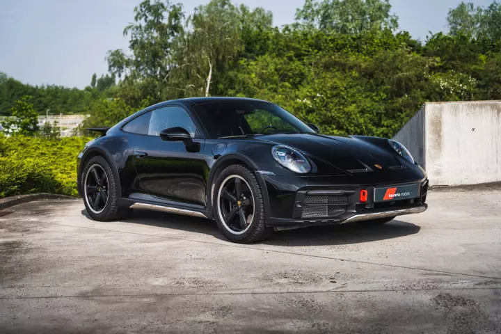 Porsche 911 Dakar (992) painted in Black