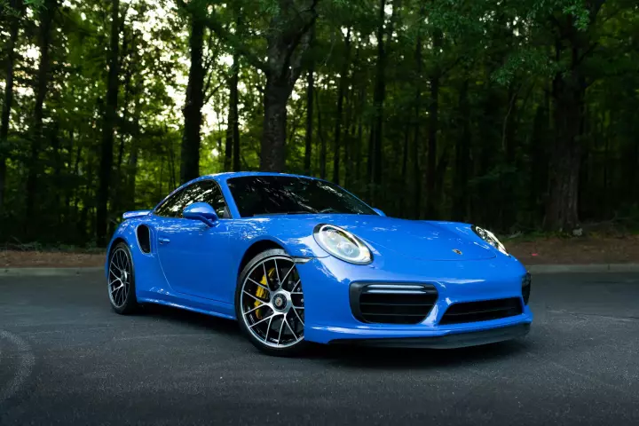 Porsche 911 Turbo S (991.2) painted in Maritime Blue