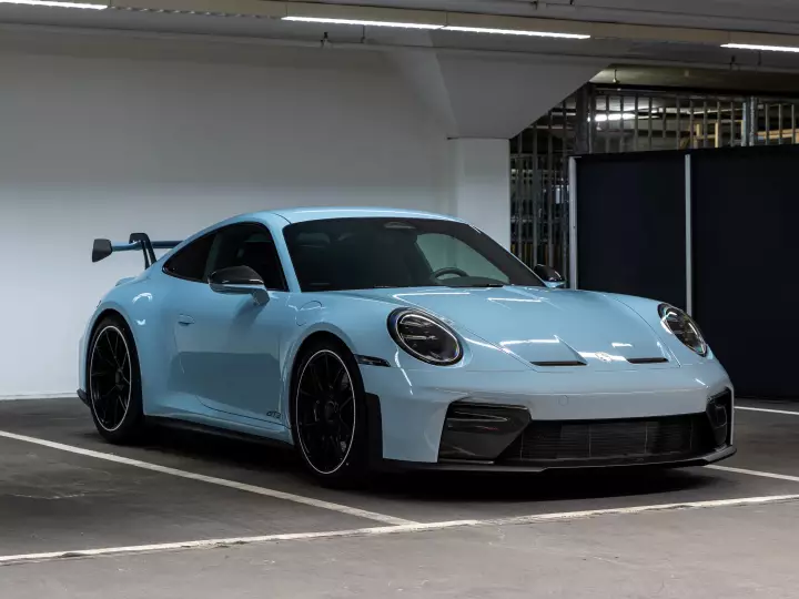 Porsche 911 GT3 (992.2) painted in Meissen Blue