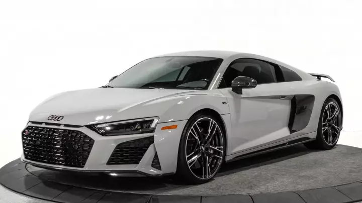 Audi R8 (4S) painted in Crayon
