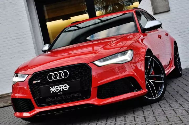 Audi RS6 Avant (C7) painted in Misano Red