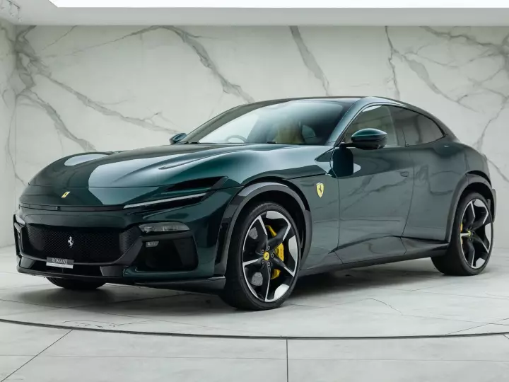 Ferrari Purosangue painted in Verde Almona